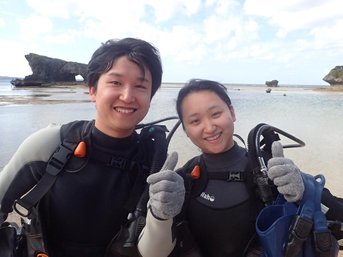 ホテル Sea Blue 恩納村 エクステリア 写真