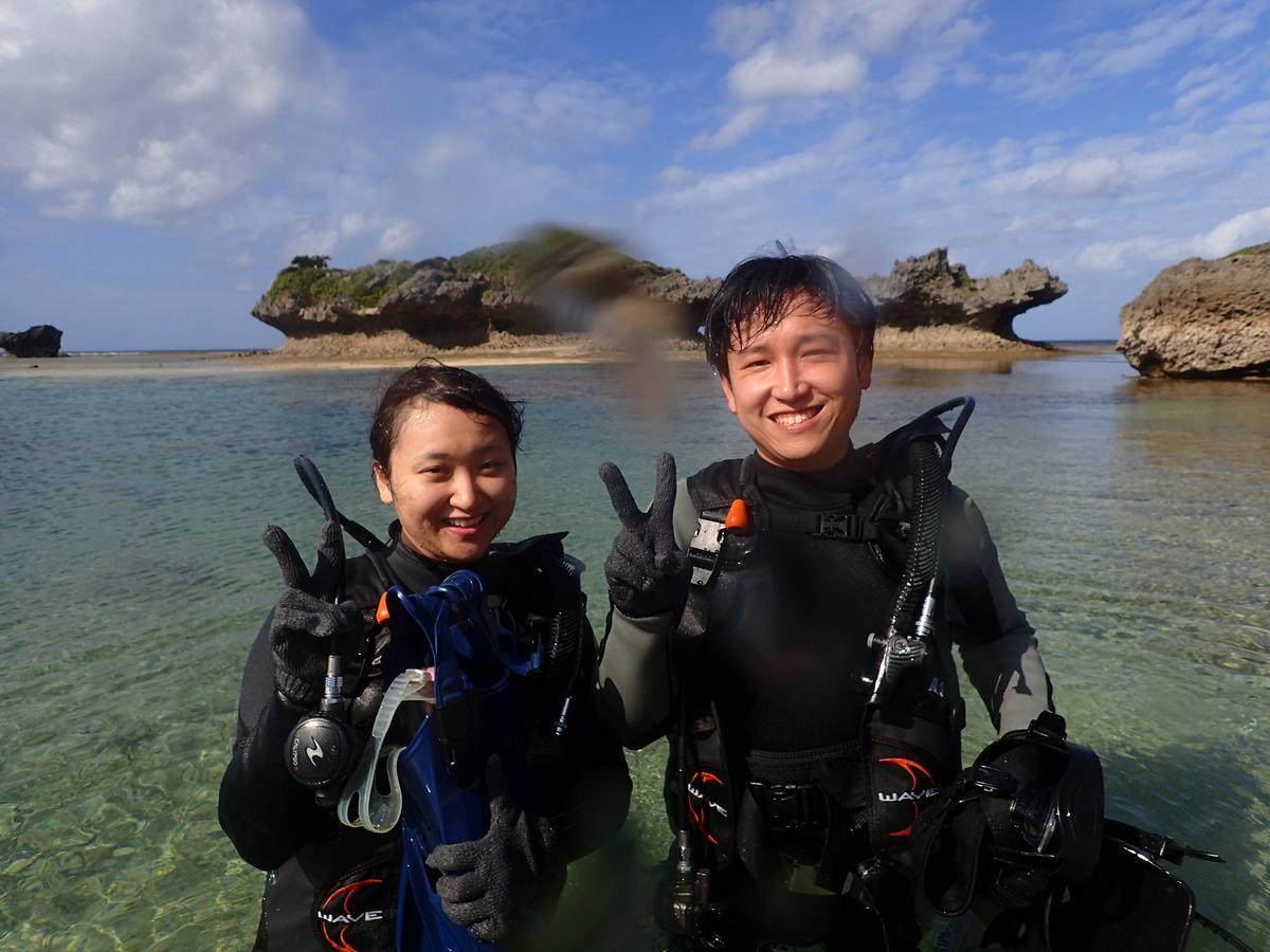 ホテル Sea Blue 恩納村 エクステリア 写真